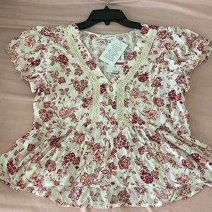 Eyeshadow Floral Peplum Top